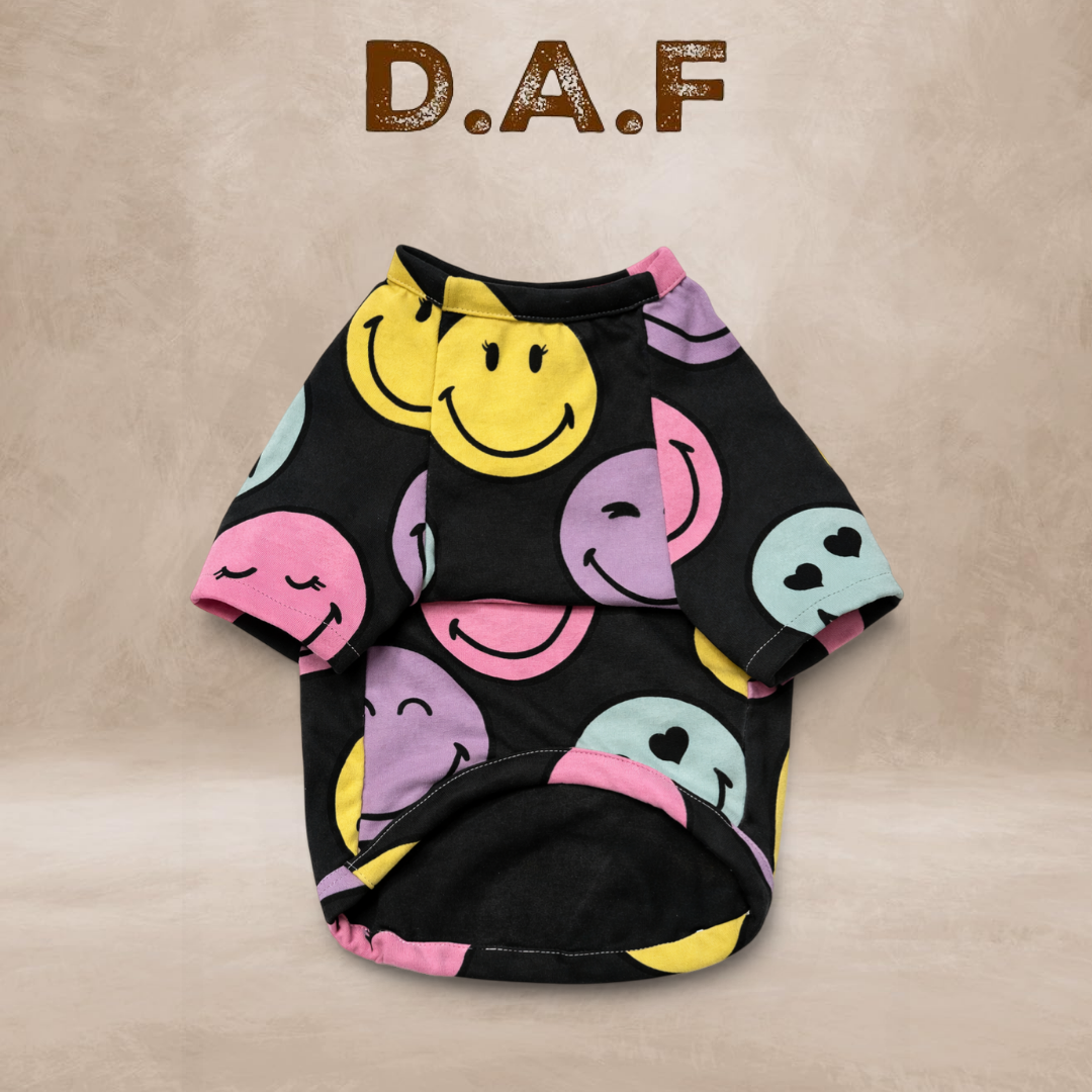 Smile Basic Tişört – Dogs All Friends